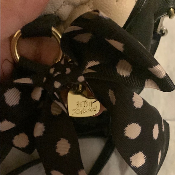 Betsey Johnson Cream and Black Quilted Satchel and wallet - Picture 7 of 16